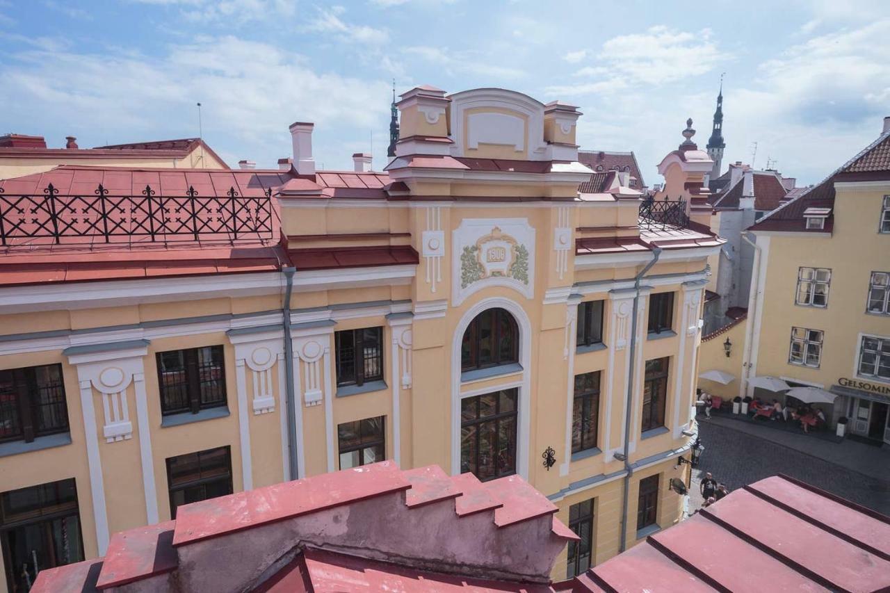 Luxury Penthouse With Terrace & Sauna In Old Town Tallinn Exteriör bild